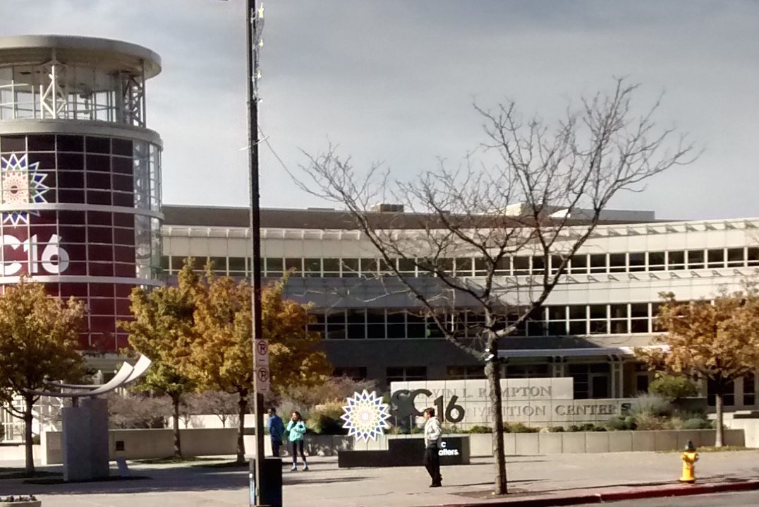 sc16-outside-convention-centre